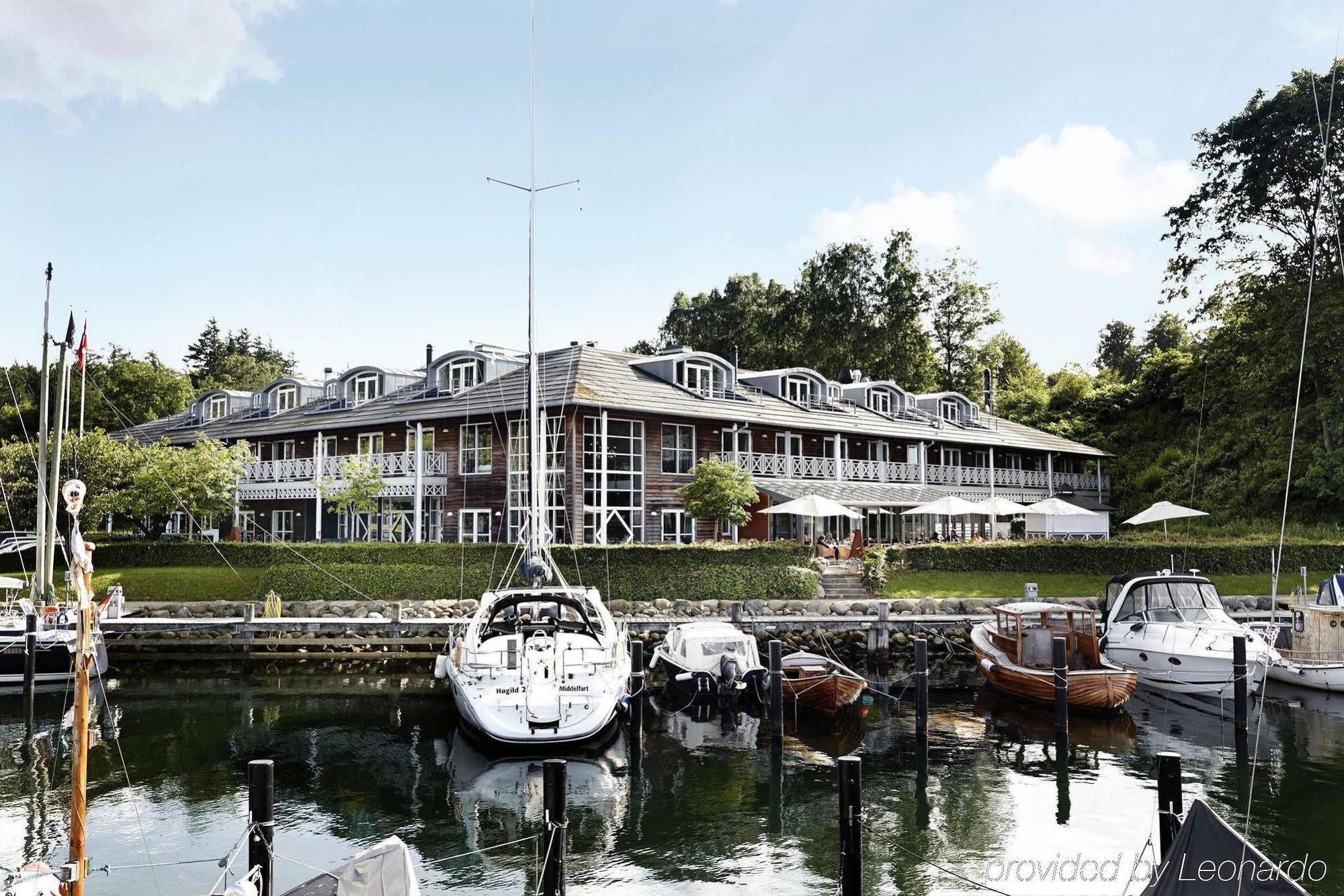 Comwell Kongebrogaarden Hotel Middelfart Ngoại thất bức ảnh
